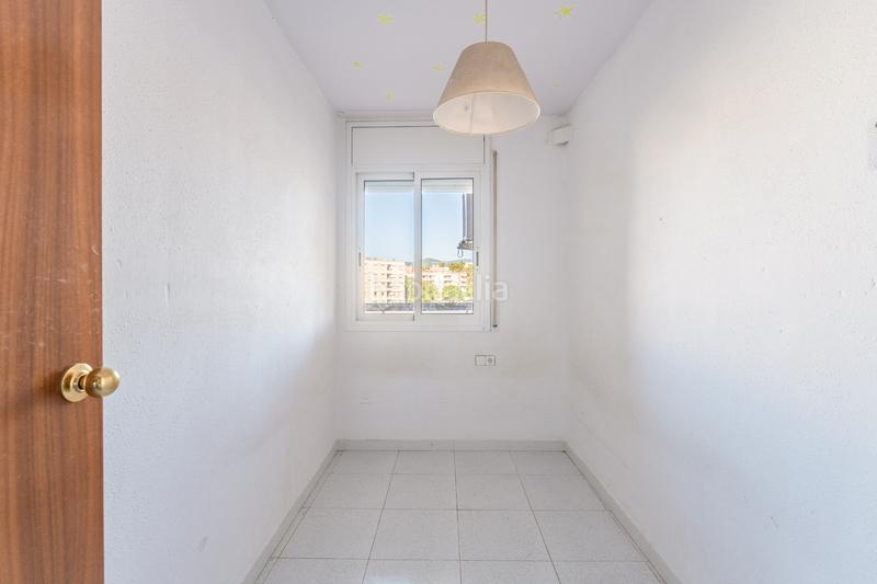 Foto 66cf4db4-c250-4bb2-b507-f15ea265ab19. Piso en carrer de l'alcalde segimon 16 piso zona carrefour en Reus