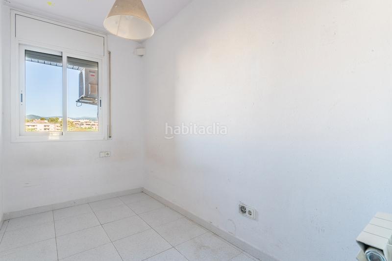 Foto 6e754787-1a9d-4025-a908-8294d7bee609. Piso en carrer de l'alcalde segimon 16 piso zona carrefour en Reus