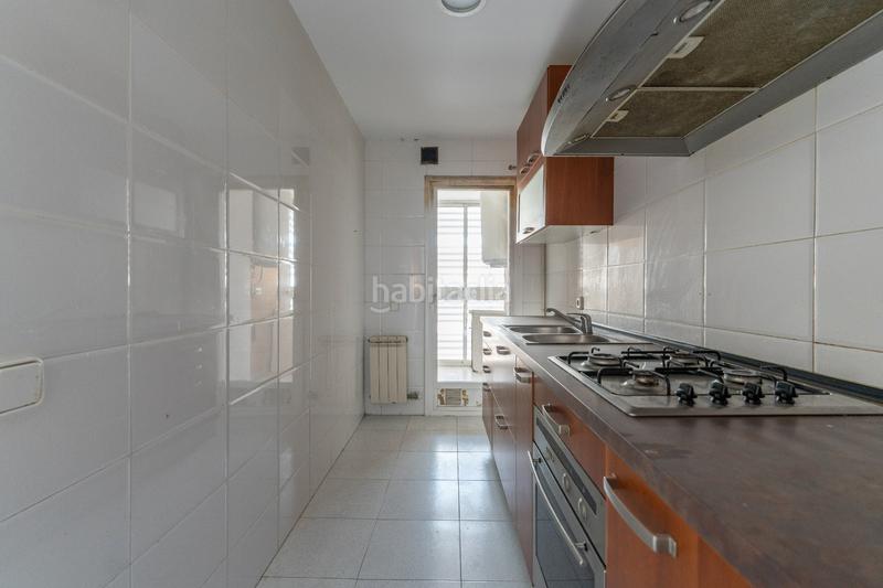 Foto aececd25-b715-4e1e-b1e2-ac3abe11c6ce. Piso en carrer de l'alcalde segimon 16 piso zona carrefour en Reus