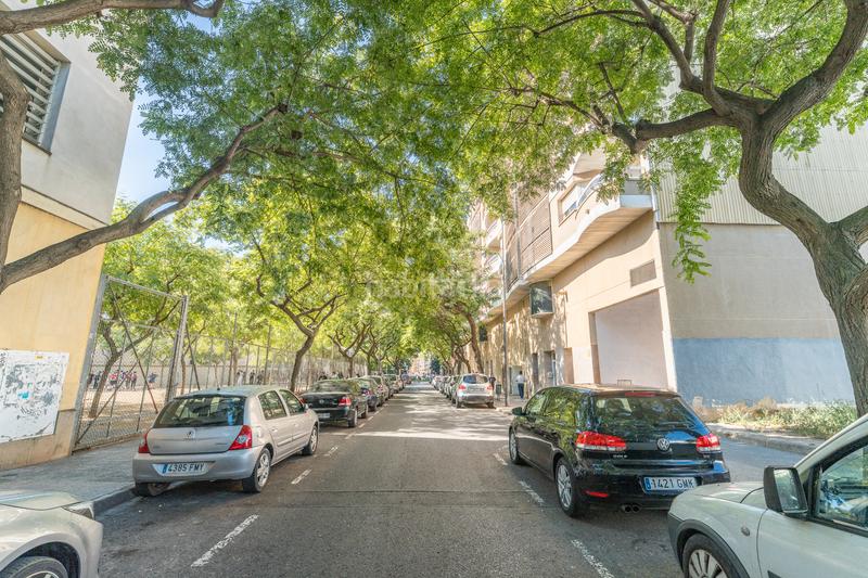 Foto cdccc8f9-da37-4e60-984a-b4a3e010b309. Piso en carrer de l'alcalde segimon 16 piso zona carrefour en Reus