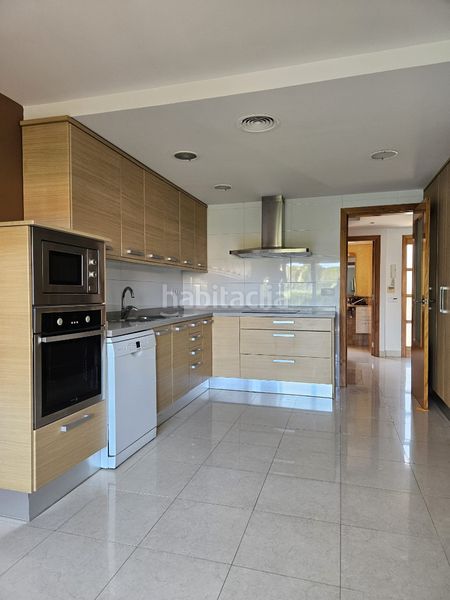 Foto 0f6a89cb-ad00-4734-b596-2c0ba074d125. Casa amb xemeneia calefacció aparcament a pla de maset - cap de Salou Salou