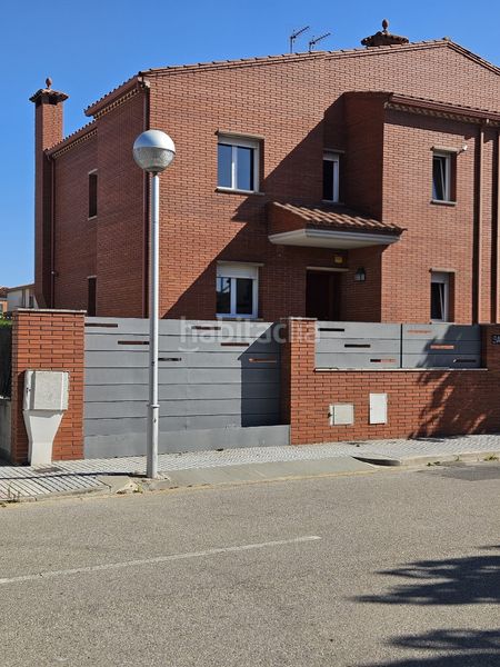 Foto 13704f37-c553-4c13-b675-7f30af8b061e. Casa amb xemeneia calefacció aparcament a pla de maset - cap de Salou Salou