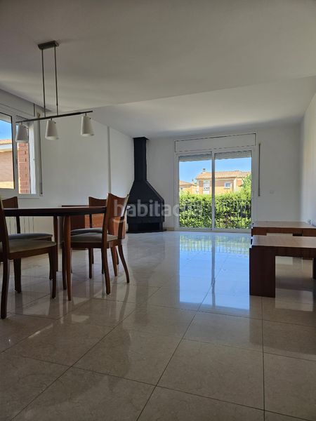 Foto 3b716277-b38a-4095-9e6e-c731fb6bedf2. Casa amb xemeneia calefacció aparcament a pla de maset - cap de Salou Salou