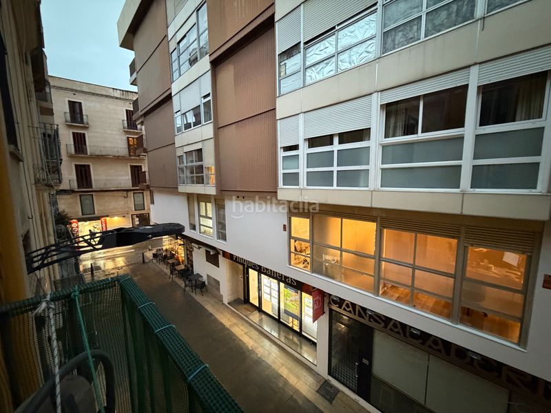 Foto c10fae44-58a9-4aa6-81ef-cd4d1989df0e. Edifici a Centre Reus