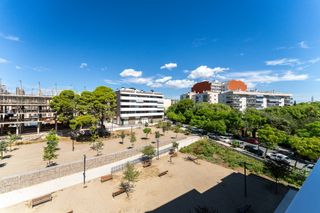 Pis  Carrer del camí de valls 70. Piso seminuevo a nou jardí