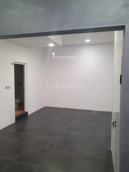Foto 02f7e48c-063b-4bd6-be0a-d295277ded19. Rent business premise in Temple Tortosa