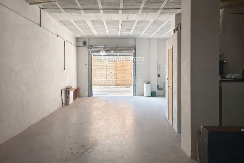 Foto 4afba9ba-f1b7-4ad5-83fd-a27142371805. Local comercial a Roquetes
