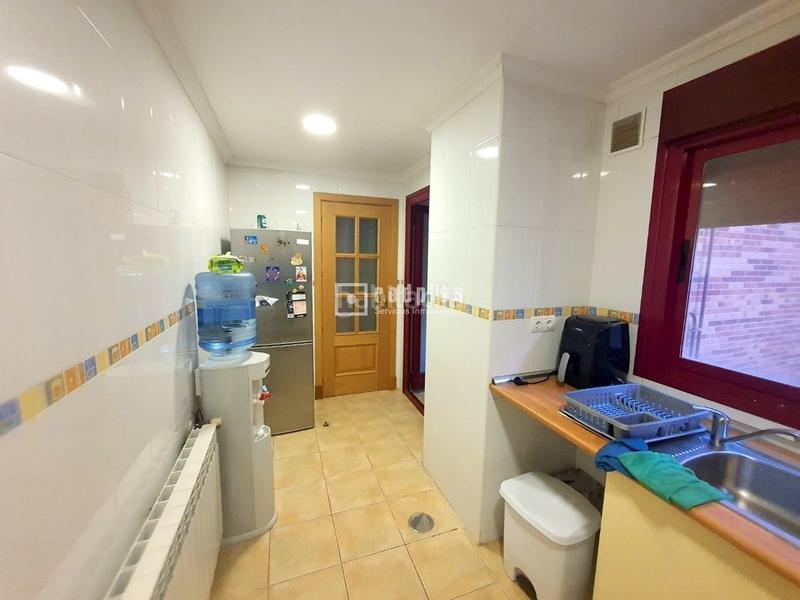 Foto 6623a9ad-8870-4f50-ba17-1b71bbe797fe. Appartamento con riscaldamento parcheggio piscina in Seseña