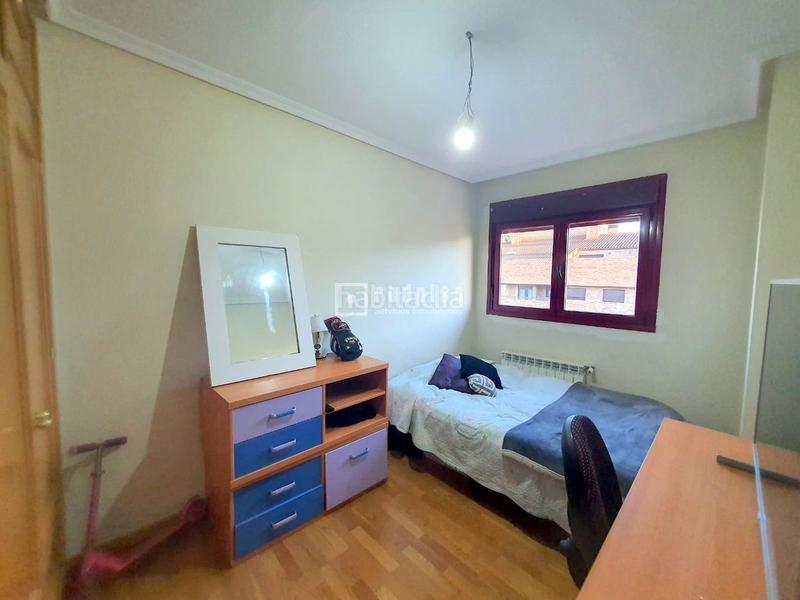 Foto f8a1242c-5cd7-40da-9fd0-9e6cffa9f14f. Appartamento con riscaldamento parcheggio piscina in Seseña