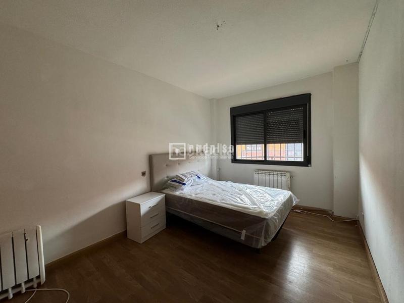 Foto 3e1f3f6c-dcf3-4ef6-a87c-e4becff0b7e6. Alquiler chalet alquiler de habitaciones en Los Robles Seseña