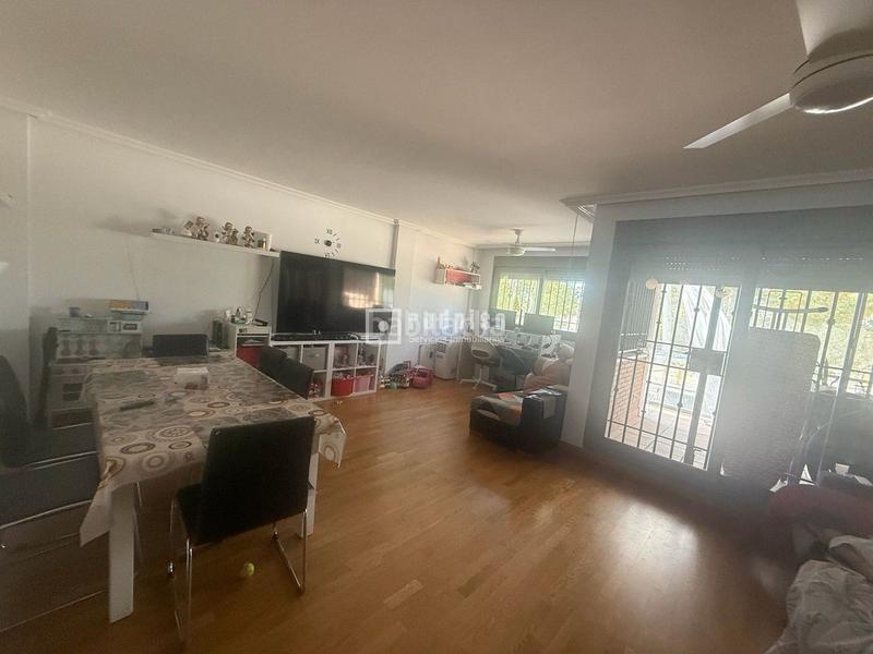 Foto 11f6dc9c-2552-4204-9ded-0c8bc1fe7cea. Xalet amb calefacció a Las Lomas Seseña