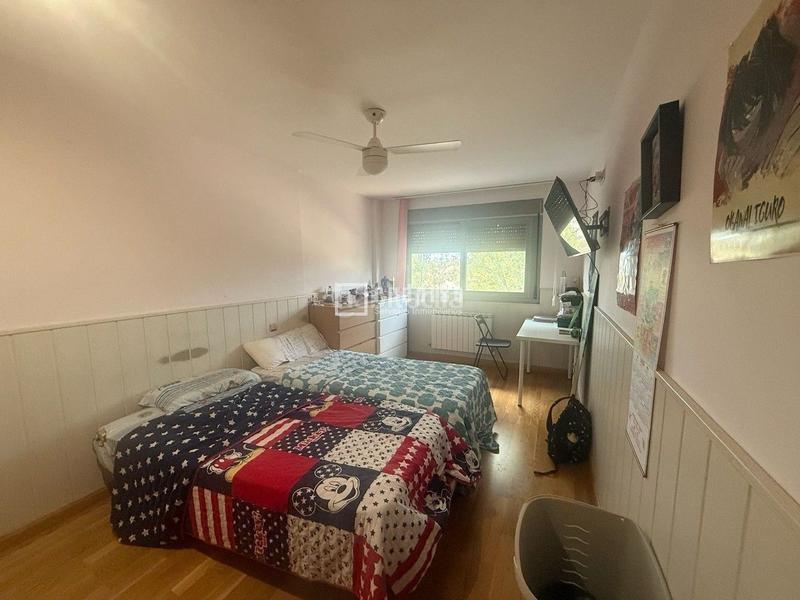 Foto b280857f-a523-4bc8-8c9b-d10bb67e2140. Xalet amb calefacció a Las Lomas Seseña