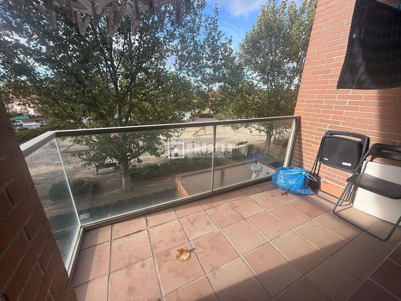 Foto ecb3b9cc-eb87-497a-9d63-5aca35b20b7c. Xalet amb calefacció a Las Lomas Seseña