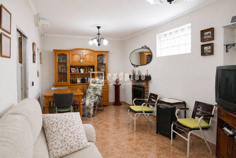 Foto 6c8f52cb-912d-4144-8814-2d34984c36df. Casa amb calefacció aparcament a Yeles