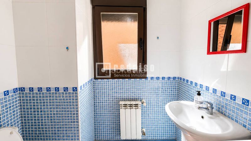 Foto fa734809-1c93-4356-a08e-fd50213e051a. Pis amb calefacció aparcament a El Quiñón Seseña