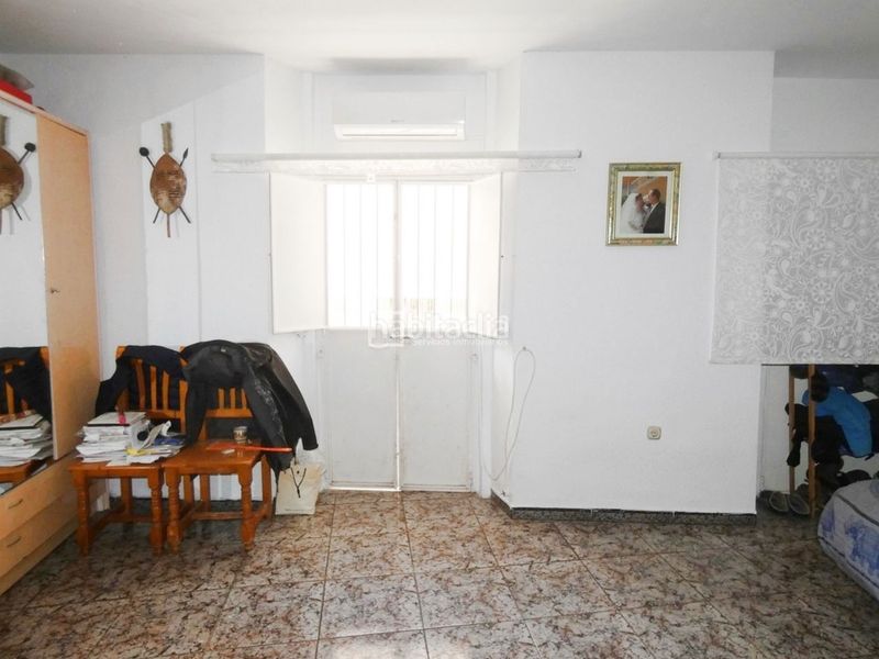 Foto 6a01d257-eaac-4ad2-8a04-fd70a35fc582. Casa amb calefacció aparcament a La Merced Málaga