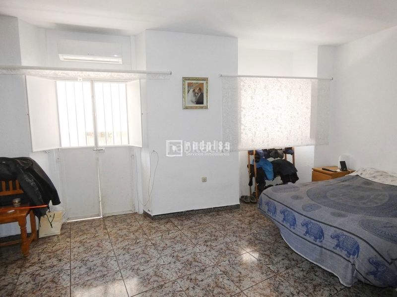 Foto 7a59f38d-5b80-47db-9e7a-e41573b67fc6. Casa amb calefacció aparcament a La Merced Málaga