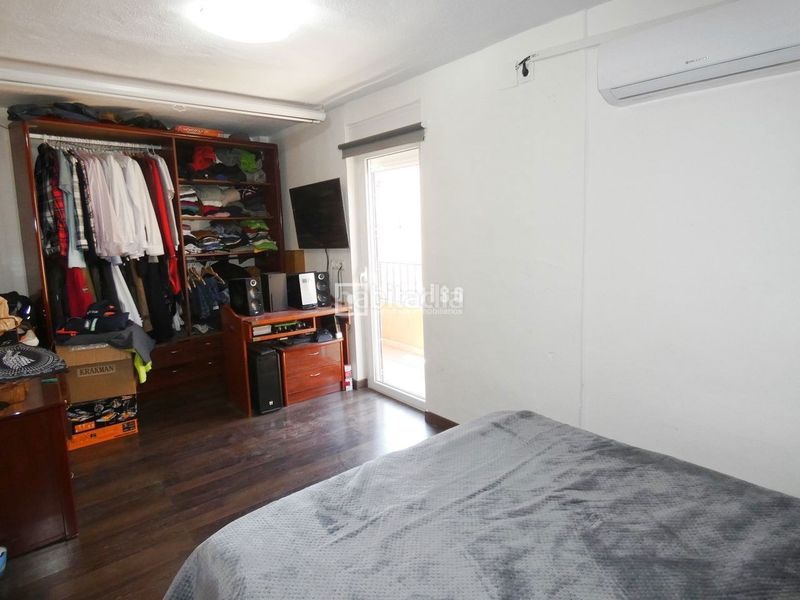Foto a9efb6bd-4064-4385-91ee-df758203f469. Casa amb calefacció aparcament a La Merced Málaga