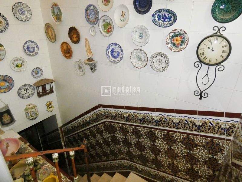 Foto d0745c64-3b5f-48a2-8be0-71c83067e3fb. Casa amb calefacció aparcament a La Merced Málaga