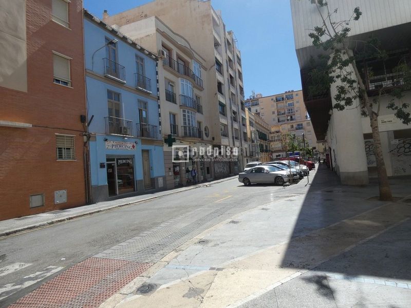 Foto de466f87-e789-4d2d-93bb-938100b668ca. Casa amb calefacció aparcament a La Merced Málaga