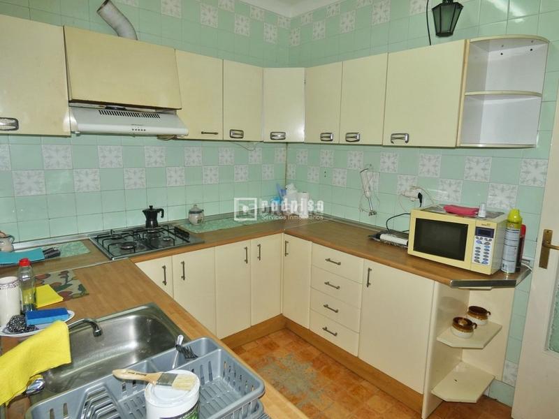 Foto 851cb906-8f6b-4007-b070-a1c6e72554de. Piso bfantástica oportunidad a reformar en zona Cristo de la Epidemia b en Málaga