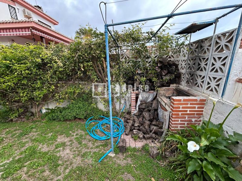 Foto 1448e10b-6359-4bf2-a0fa-a4a207222410. Casa a Playa del Rincón Rincón de la Victoria
