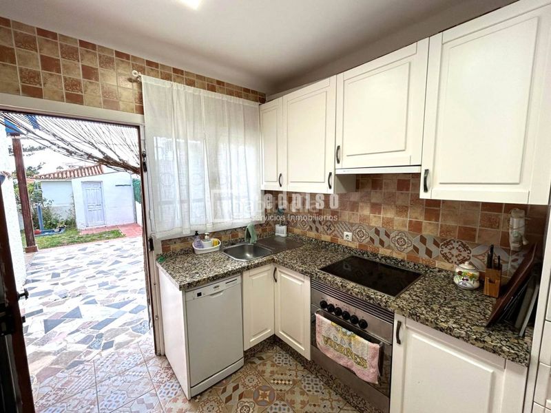 Foto 1ee68b15-b1f9-494e-8f89-4c6636ad7656. Casa a Playa del Rincón Rincón de la Victoria