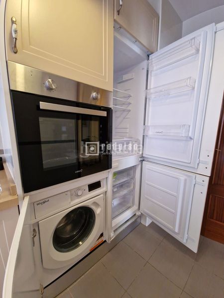 Foto c1c75d75-1726-42cd-b828-e0b51973e281. Pis amb calefacció aparcament a El Molinillo - Capuchinos Málaga
