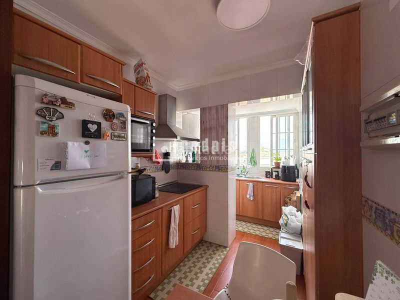 Foto adf45e70-ad35-4858-b5a1-2c58e80d9e7c. Flat with heating in Barrio de Ciudad Jardín Málaga