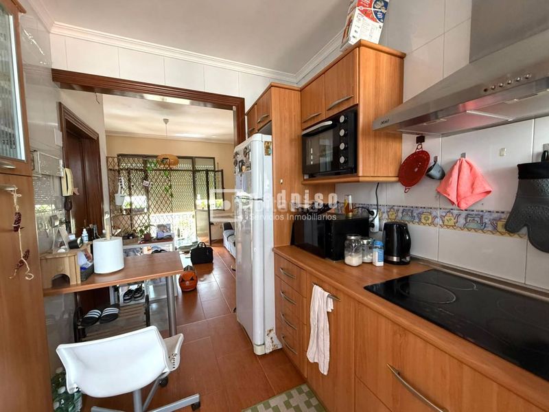 Foto f2d8abf6-1e62-4ffd-b017-a12324d0a9da. Flat with heating in Barrio de Ciudad Jardín Málaga