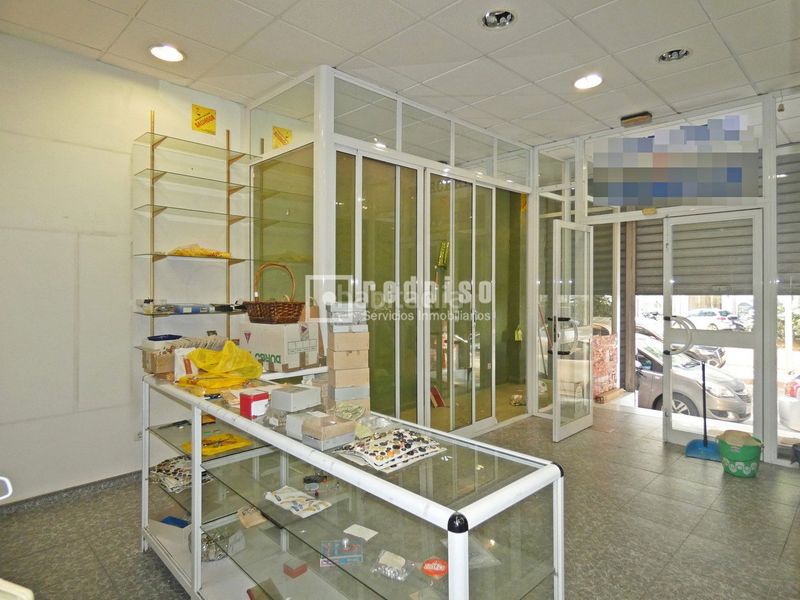 Foto 03b88184-91b7-4a29-9f6d-7f1aff00aa40. Local comercial a El Ejido Málaga