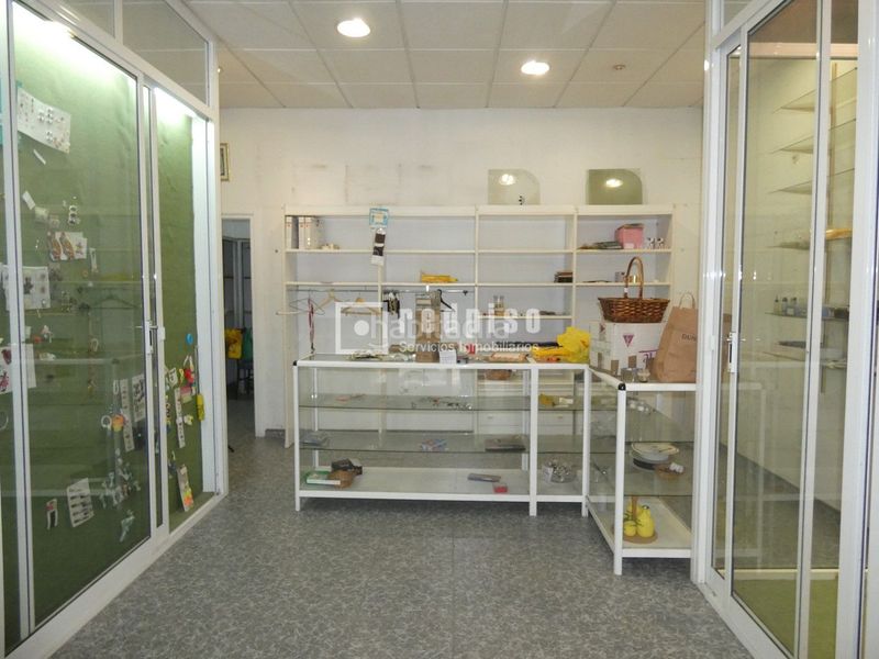Foto 518bd506-ff57-44b1-804f-d878c713dd20. Local comercial a El Ejido Málaga