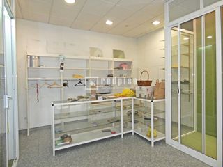 Geschäftsraum in El Ejido. Local con posibilidad de cambio de uso y parking