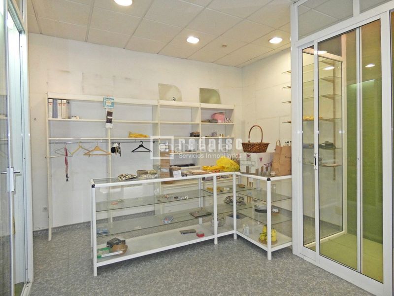 Foto 9a843a65-e16e-480b-ad50-68f0a3f4e04d. Local comercial a El Ejido Málaga