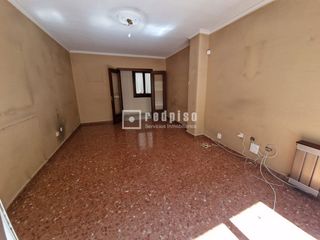 Appartement  De josé denis belgrano. Amplia vivienda en centro histórico