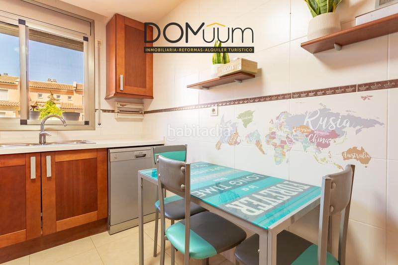 Foto 45f3bbca-e1cb-43a8-a3ab-d163353a4187. Casa bifamiliare con riscaldamento parcheggio in Els Ametllers Cambrils
