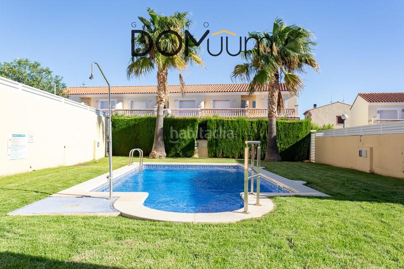 Foto 4bc175e6-c39b-4b0a-ae98-fd7fcd988f37. Casa aparellada amb calefacció aparcament piscina a Miami Platja