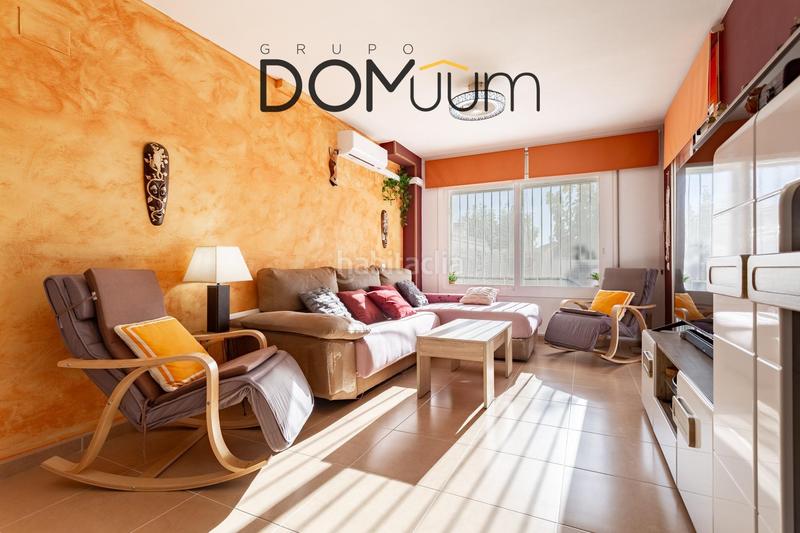 Foto b12738e3-4cca-47f1-bbcb-f9997a3d024c. Casa aparellada amb calefacció aparcament piscina a Miami Platja