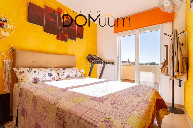 Foto f5044a5f-3a4c-4b26-a04e-b61afb2404b0. Casa aparellada amb calefacció aparcament piscina a Miami Platja