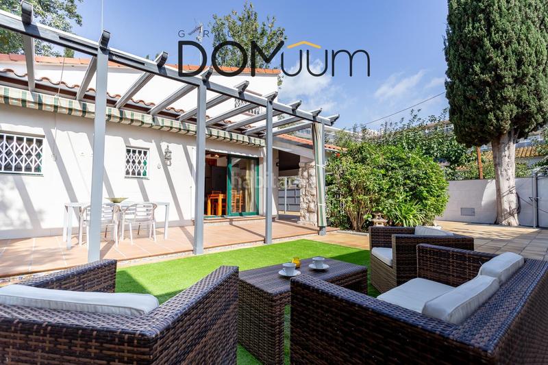 Foto 56bc1880-a187-4f4c-8787-cf35d6545142. Casa magnifica casa en planta en el centro en Platja de Llevant Salou