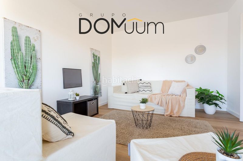 Foto c5a28b9f-6081-4a65-b16e-3baf8b2ad890. Piso en diputacio 126 en Vilafortuny Platja Cambrils