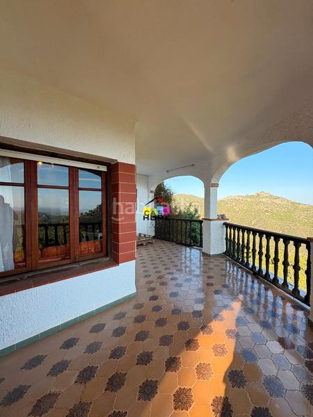 Foto df17493e-beba-4c20-8c24-451b49dad621. Chalet con camino parcheggio piscina in Montornés-Las Palmas-El Refugio Benicasim / Benicàssim