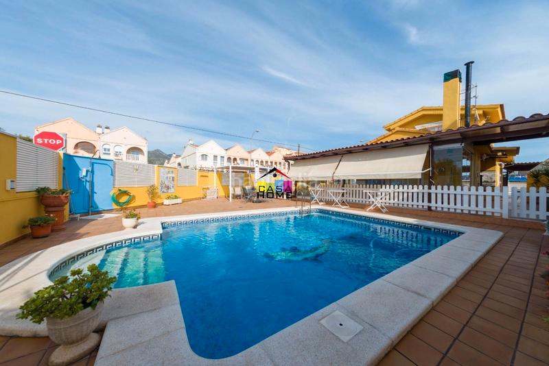 Foto 651aa594-f230-47b3-a47e-123b775f84f8. Chalet avec chauffage parking piscine dans Heliópolis Benicasim / Benicàssim