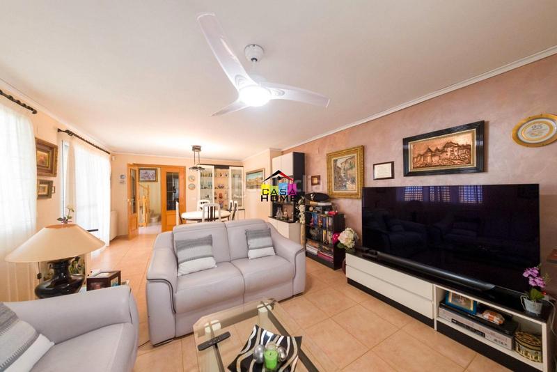 Foto 6a2abe6f-6ab3-4992-97e1-ddd7a6a34426. Chalet avec chauffage parking piscine dans Heliópolis Benicasim / Benicàssim