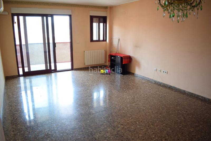 Foto a29550dc-b717-4b9a-b9f3-9bb6b5fedc45. Zweistöckige wohnung mit heizung parking in Mestrets Castellón de la Plana