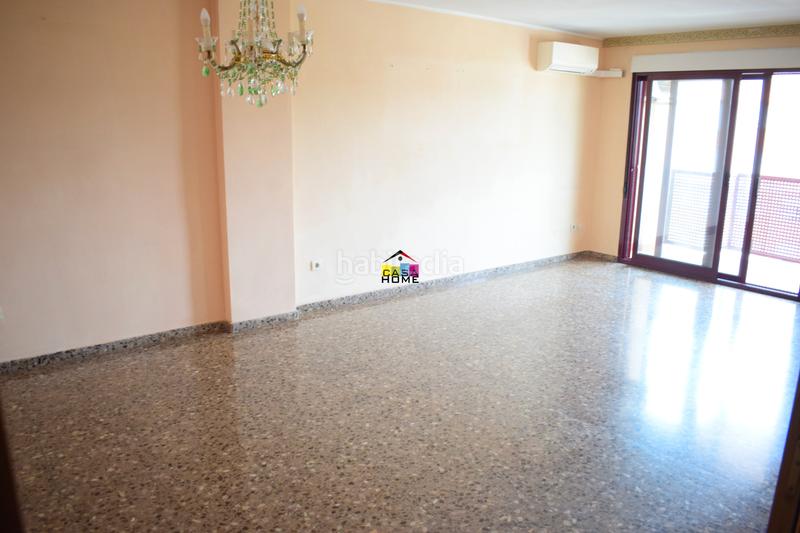 Foto a29c72d7-792e-4eb7-8135-a5f5e025b2ec. Zweistöckige wohnung mit heizung parking in Mestrets Castellón de la Plana