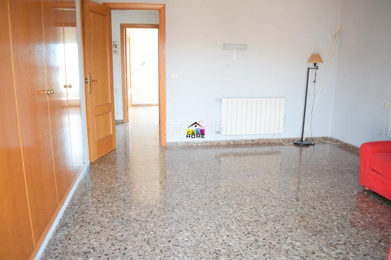 Foto ea37c443-cddd-4026-9e73-fff767938943. Zweistöckige wohnung mit heizung parking in Mestrets Castellón de la Plana