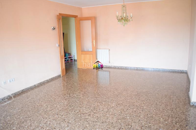 Foto fed6f890-d4bc-4ae5-9bad-3ba41181fe97. Zweistöckige wohnung mit heizung parking in Mestrets Castellón de la Plana