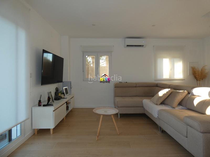 Foto cbc27889-a83c-44ef-a7e4-ed75ee460dd7. Xalet amb aparcament piscina a El Grao Castellón de la Plana