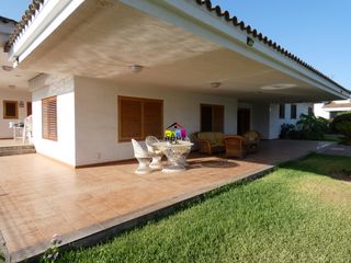 Chalet en Heliópolis. Villa independiente en benicasim - zona gran avenida jaime i